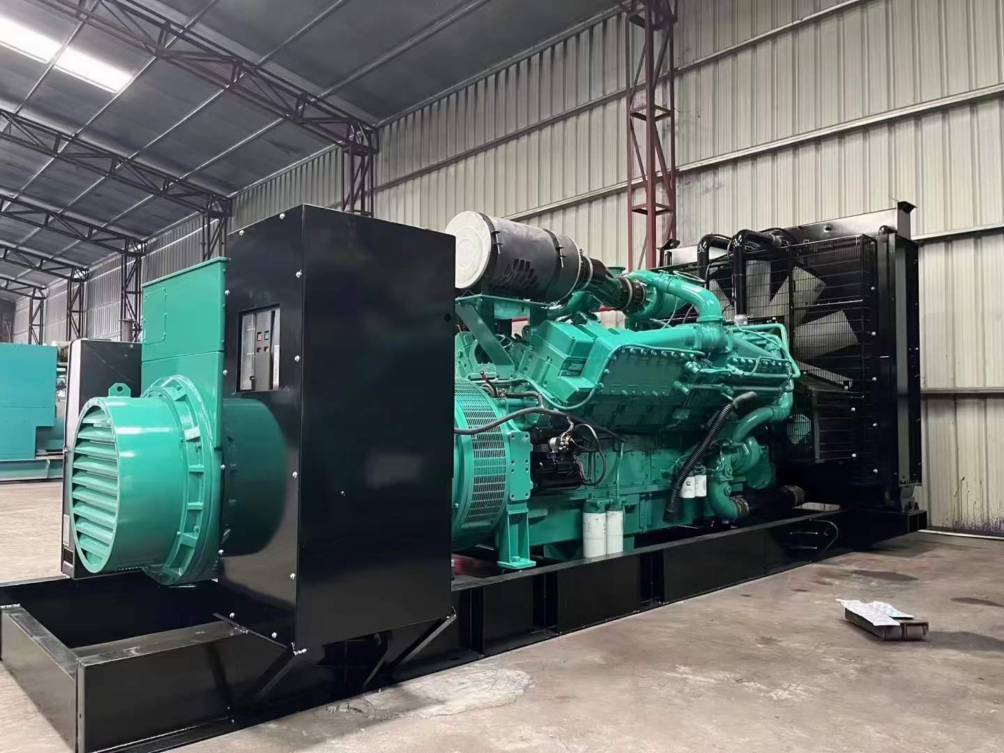 英山如何降低 800kW 柴油发电机输出电流的波动？